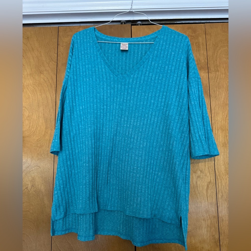 CLEARANCE Faded Glory Turquoise V-Neck Tunic